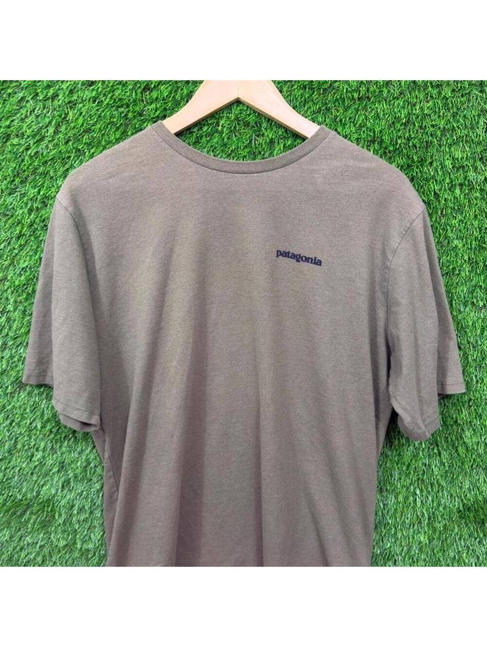 Patagonia P-6 Logo Responsibili-Tee Olive Green T-Shirt Size L